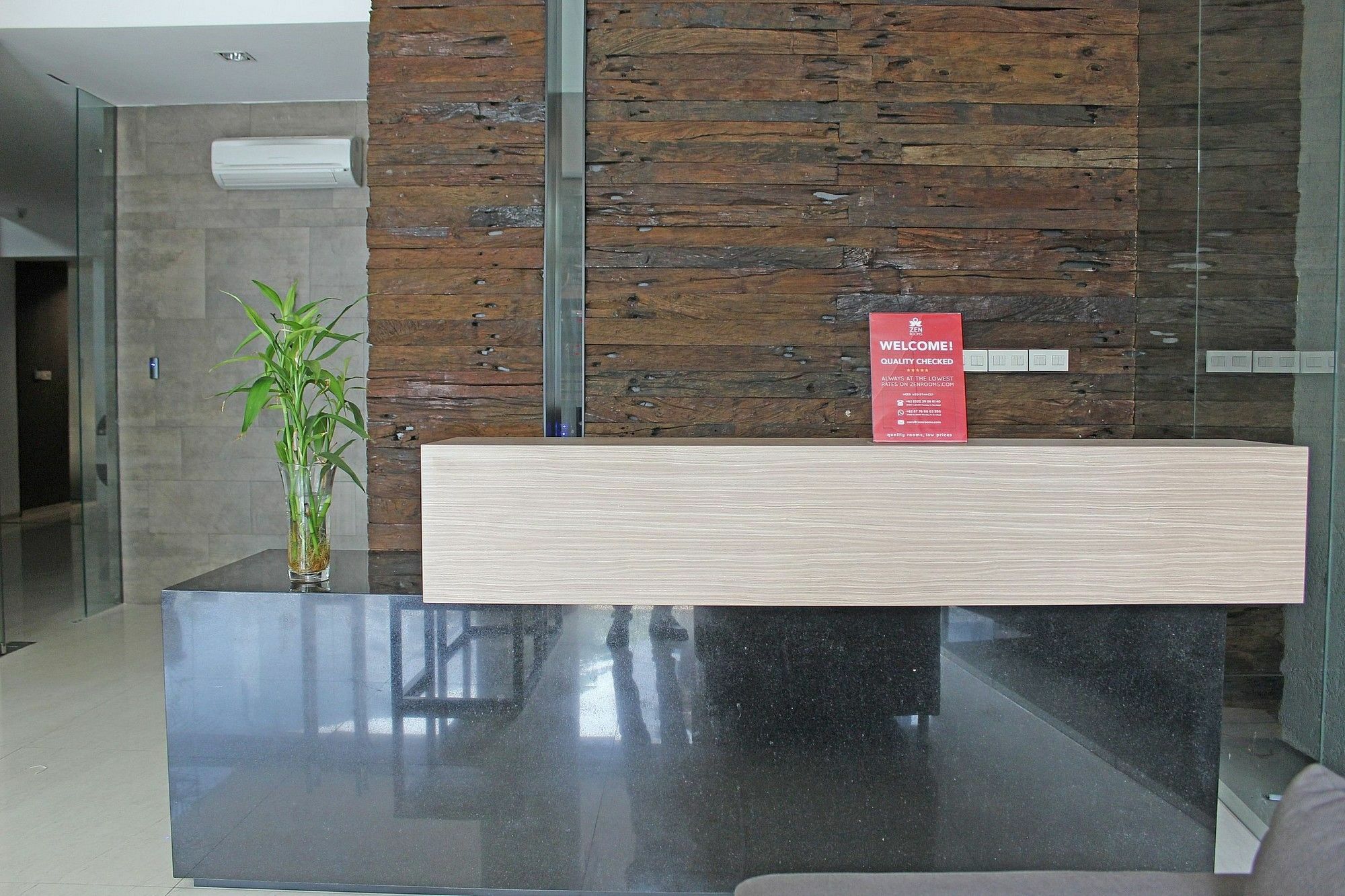 Zen Premium Sampoerna Strategic Square Ξενοδοχείο Τζακάρτα Εξωτερικό φωτογραφία
